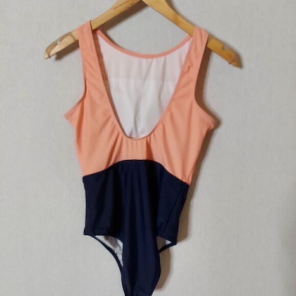 Cupshe one piece swimsuit‎ - Picture 6 of 13